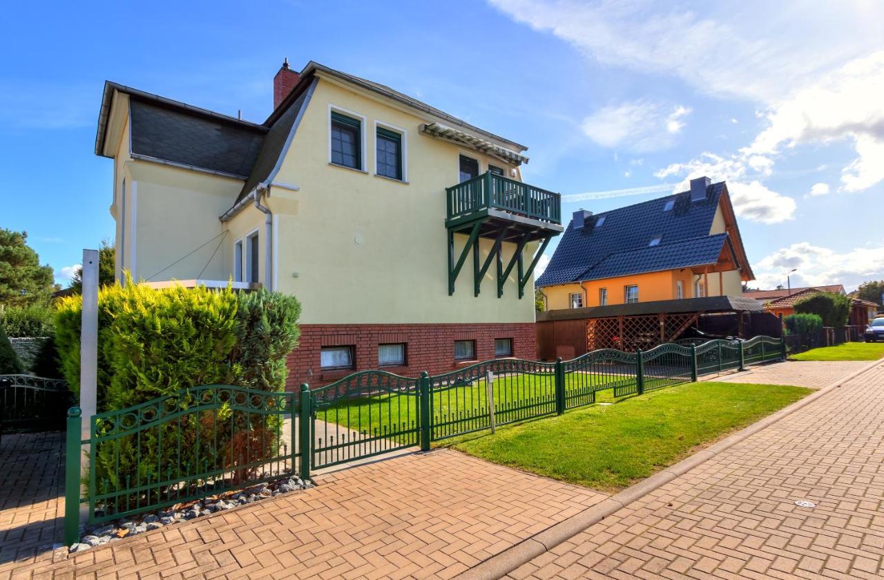 Gruenes Haus Apartment Heringsdorf  Bagian luar foto